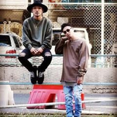 REPRESENT スウェットのサムネイル