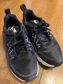 NIKE ナイキ スニーカー ブラックのサムネイル