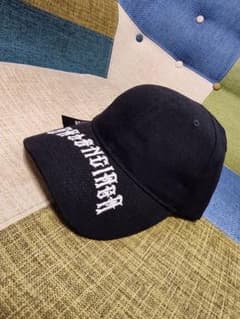 BALENCIAGAキャップのサムネイル