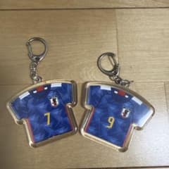 サッカー日本代表 三笘薫 7番 アクリルキーホルダーのセットのサムネイル