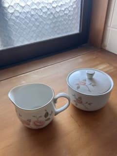 花柄陶器シュガーポットとクリーマーセットのサムネイル