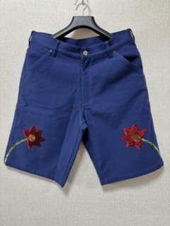 【美品】SKY HIGH FARM デニムショートパンツ　花刺繍のサムネイル