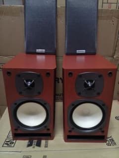 ONKYO D N7NX (Beautiful 2) High-Quality Speakers, Excellent Condition
