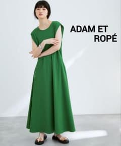 ADAM ET ROPÉ　アダムエロペ　カットフォルムロードレス　ワンピースのサムネイル