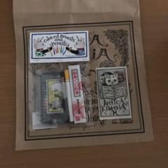 ヒグチユウコ　ボリス雑貨店色鉛筆のサムネイル