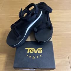 Teva レディースサンダル