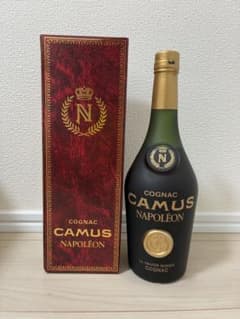 ◆箱付き美品です◆　CAMUS NAPOLÉON コニャック フラスコ　カミュ CAMUS NAPOLÉON コニャック 箱付き - メルカリ