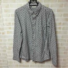 gu シャツ Mサイズのサムネイル