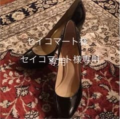 エナメルパンプス 黒 22センチ 未使用新品のサムネイル