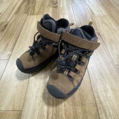 17センチ　KEEN トレッキングシューズ キッズ ブラウンのサムネイル