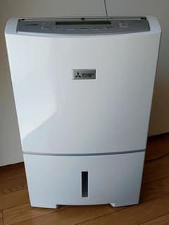 最上級モデル MITSUBISHI 衣類乾燥除湿機 MJ-PV240PX-W - メルカリ