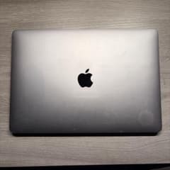 美品 MacBook Air 2018 13インチ スペースグレー 箱あり ムスビー｜MacBook Air 13インチ 128GB スペースグレー2018年 送料無料