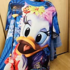 デイジーダック Tシャツ Lサイズ　実写　虻川実花　タグあり　ディズニーのサムネイル