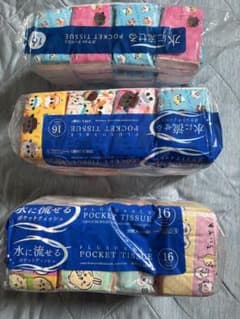 ちいかわ 水に流せるポケットティッシュ 16パック入 3袋セットのサムネイル