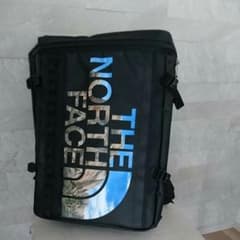 THE NORTH FACE ヒューズボックス ノースフェイス 30Lのサムネイル