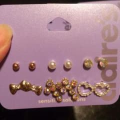 ☆新品☆半額☆ピアスセットのサムネイル