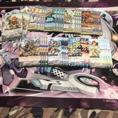 ヴァンガード ゴールドパラディンデッキ本日限定価格即購入禁止のサムネイル