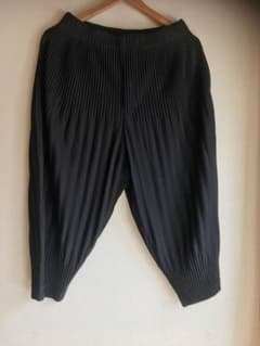 ISSEY MIYAKE オムプリッセ プリーツパンツのサムネイル