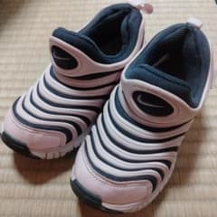 ナイキ　ダイナモ　16.5cm　スニーカー　ピンク　Nikeのサムネイル