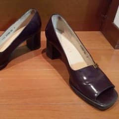 【値下げ】GUCCI パンプスのサムネイル
