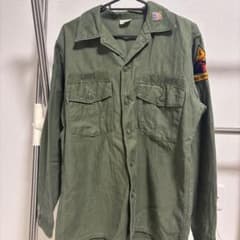 70年代　U.S. ARMY ミリタリーシャツ ワッペン付きのサムネイル
