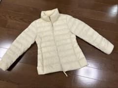 UNIQLO ウルトラライトダウンのサムネイル