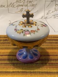 フランス製 アンティーク リモージュ焼の金彩と手書きのフルーツ花柄が 