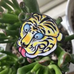 ハンドメイドピンズ　ピンバッヂ　伊藤若冲　虎　浮世絵　和風　プラ板のサムネイル