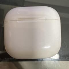 AirPods 4 世代左耳故障 ジャンク 純正 充電ケース付き ノイキャンなし AirPods 4 【充電ケース、左（正常）】【右（ジャンク）】 ノイキャン