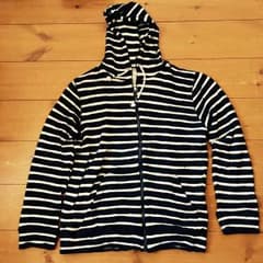 【最終値下げ】ボーダーパーカーのサムネイル