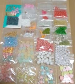 ビーズ材料セットのサムネイル