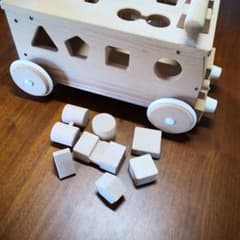 【Phil様 専用】森のパズルバス 木製 パズル 手押し車のサムネイル