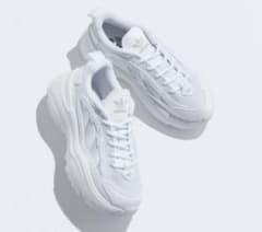 adidas ホワイト スニーカー 厚底 新品未使用！ アディダス オズガイア