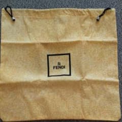 FENDIバッグの保存袋のサムネイル