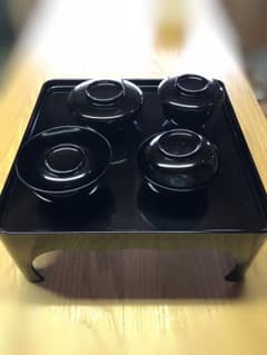 高級漆器 御膳と八十椀のセットのサムネイル