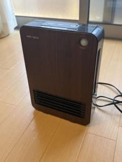 【美品】人感センサー付きセラミックファンヒーター ウッド調　アンドデコのサムネイル
