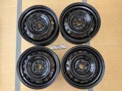 春の大セール【新品】ヤリス スチールホイールとホイールキャップ4本