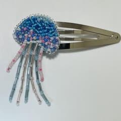 ⁂  くらげ　⁂  ビーズ刺繍　⁂  スリーピン　⁂のサムネイル