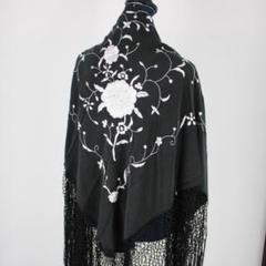 フラメンコ 大判シージョ マントン フリンジ付き黒ショール 花柄刺繍 フラメンコ衣装】ブラック シージョ マントン フレコ 黒 花柄 赤