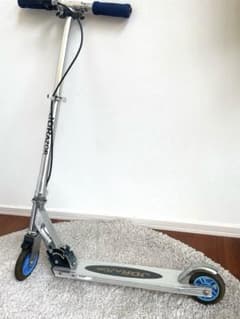 美品 整備クリーニング済 JD RAZOR キックボードのサムネイル