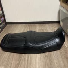 ヤマハ XJR1200.1300純正シートのサムネイル
