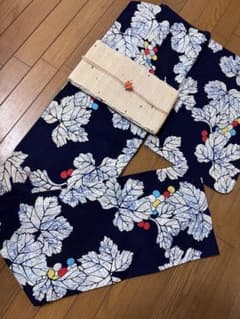 【手染め高級浴衣】注染 ろうけつ染め ぶどう柄 ポップ レトロモダン 手染め高級浴衣】注染 ろうけつ染め ぶどう柄 ポップ レトロモダン
