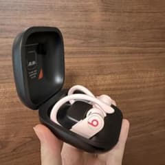 Beats Powerbeats Pro 本体 ワイヤレスイヤホンのサムネイル