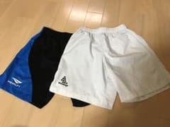 サッカーのハーフパンツのサムネイル