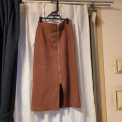 thevon タイトスカート レッド フロントジップのサムネイル