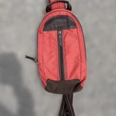 COACH コーチ ボディバッグ スリングバッグ ナイロン レザー レッド 