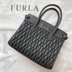 FURLA ピン コメタ ハンドバッグ キルティング グレー レザーのサムネイル