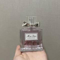 Miss Dior BLOOMING BOUQUET 香水のサムネイル