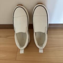 BEARDSLEY 厚底 スリッポン ホワイトのサムネイル