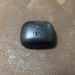 JBL TUNE 完全ワイヤレスイヤホン 本体のサムネイル